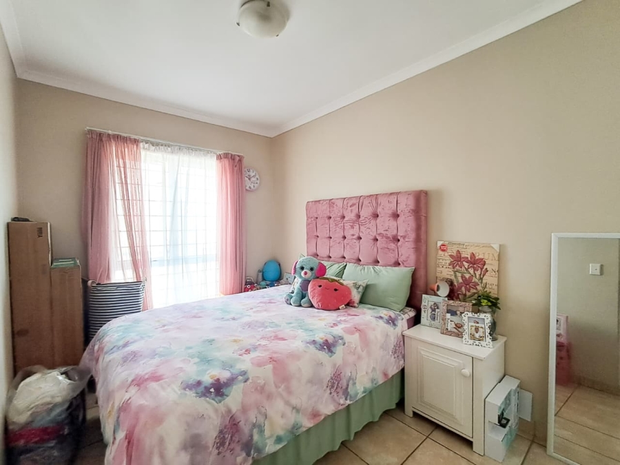 2 Bedroom Property for Sale in Burgundy Estate Western Cape